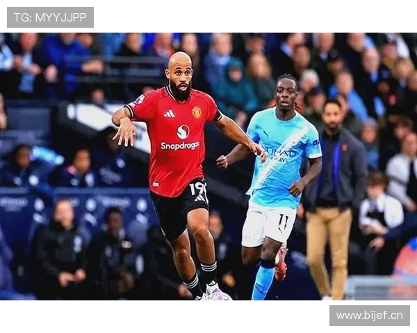 曼联进攻组织混乱问题进一步凸显，对球队整体表现造成影响