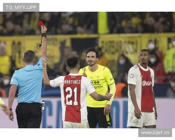 最后一人犯规为何必吃红牌？规则拆解关键判罚逻辑