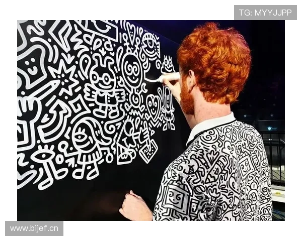 林书豪家里咖啡桌上同时摆着法拉利钥匙和孩子涂鸦，笑得我停不下来